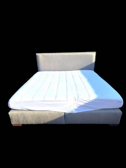 King size Bed